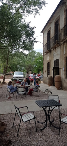 Logo de La estación, café bar & terraza - antiguo supermercado arturo